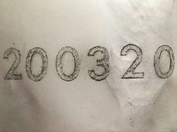 20.03.2020 Vier Jahre Frottage du Jour! - four years of frottage du jour! - quatre ans de frottage du jour! - już od czterech lat frotaż du jour! Kunststoff - synthetic material - matière plastique - tworzywo Matthias Harnisch * Frottage du jour